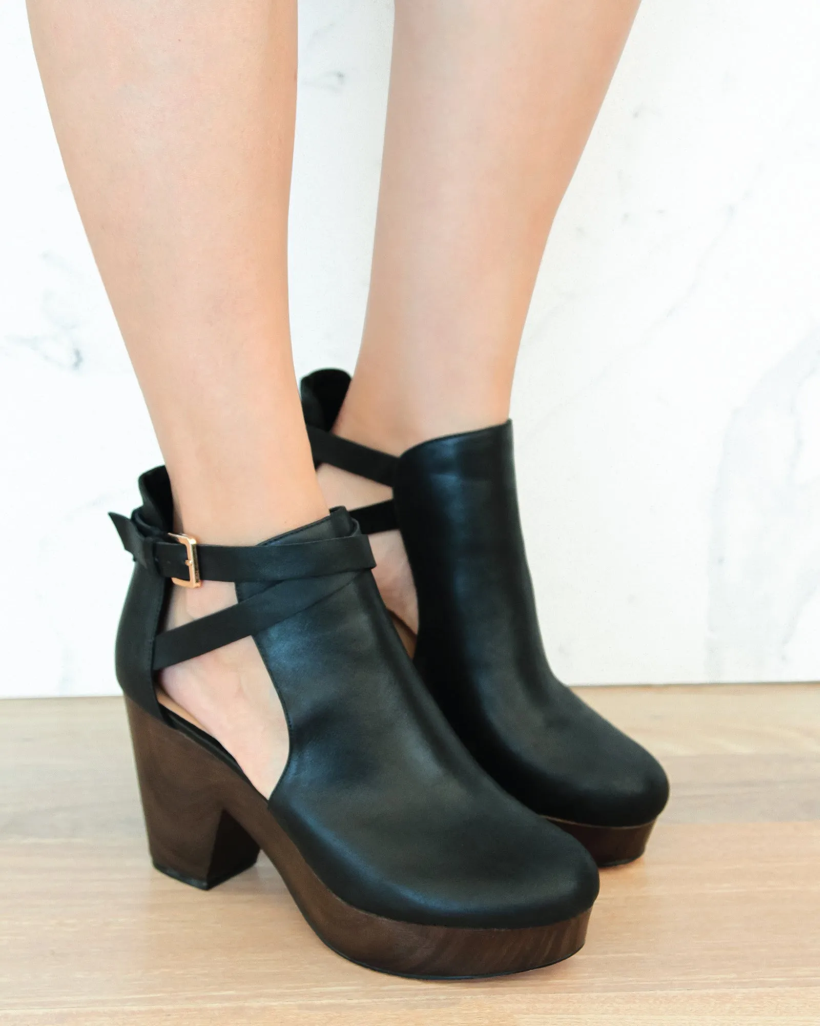 Fearless Clog Ankle Boot - Black/Chocolate